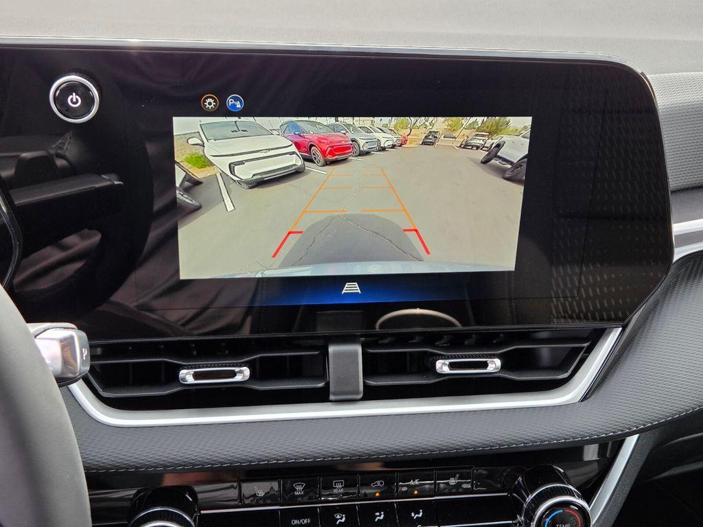 new 2026 Chevrolet Equinox car, priced at $30,890