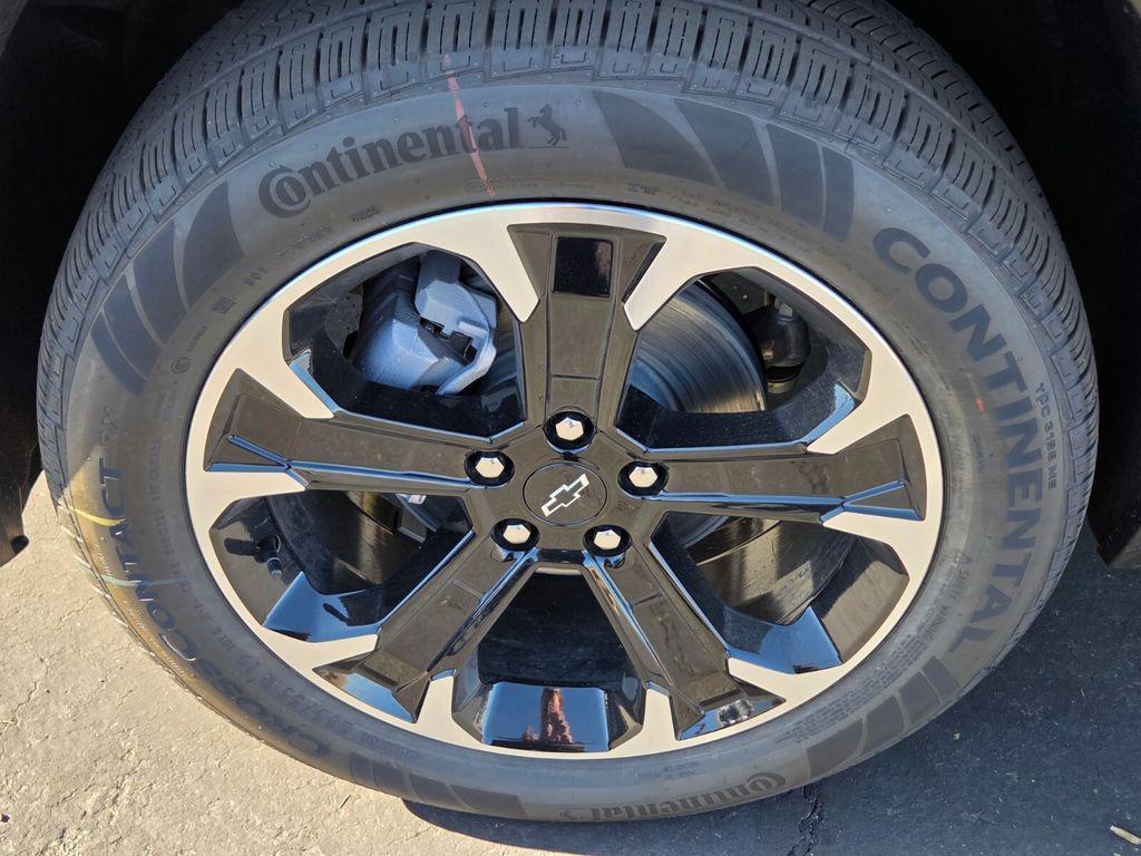 new 2026 Chevrolet Equinox car, priced at $35,875