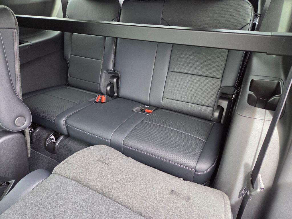 new 2026 Chevrolet Traverse car, priced at $47,945