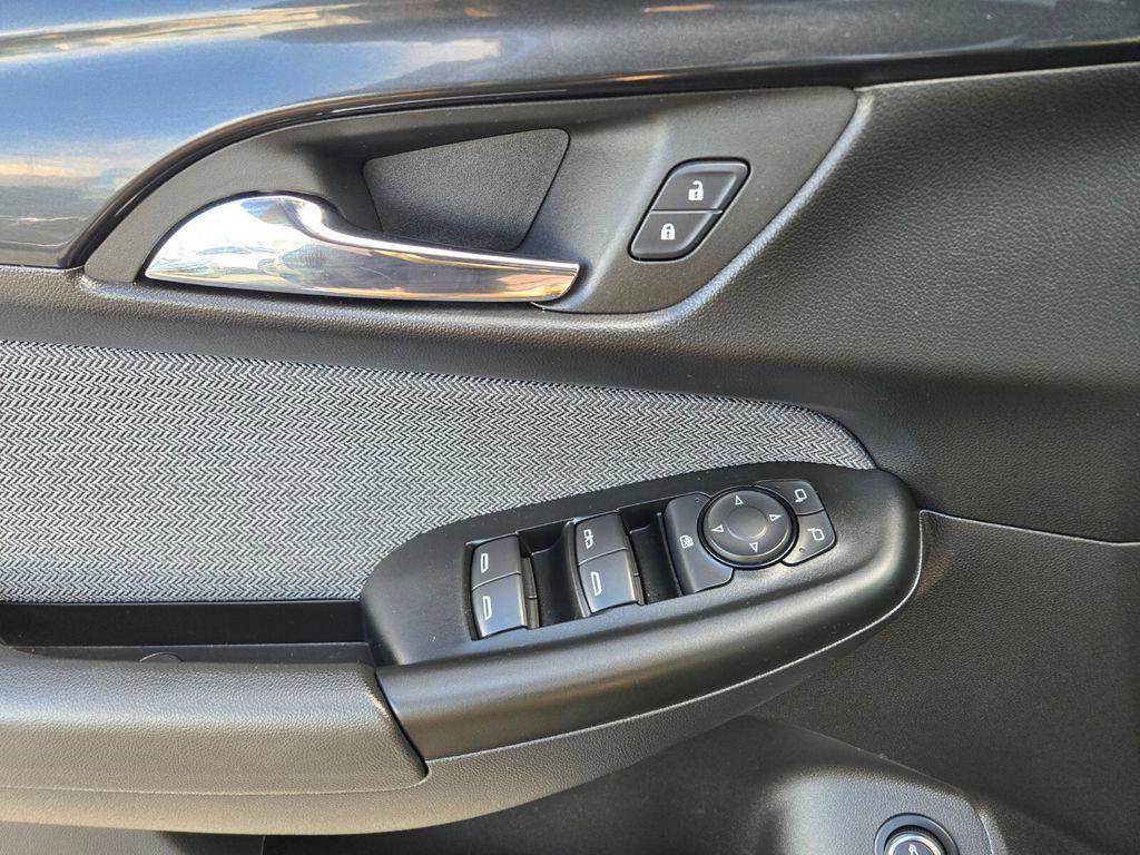 used 2024 Chevrolet TrailBlazer car, priced at $19,394