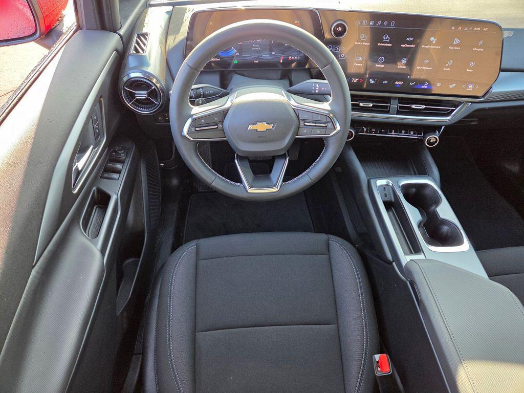 new 2026 Chevrolet Equinox EV car, priced at $39,310