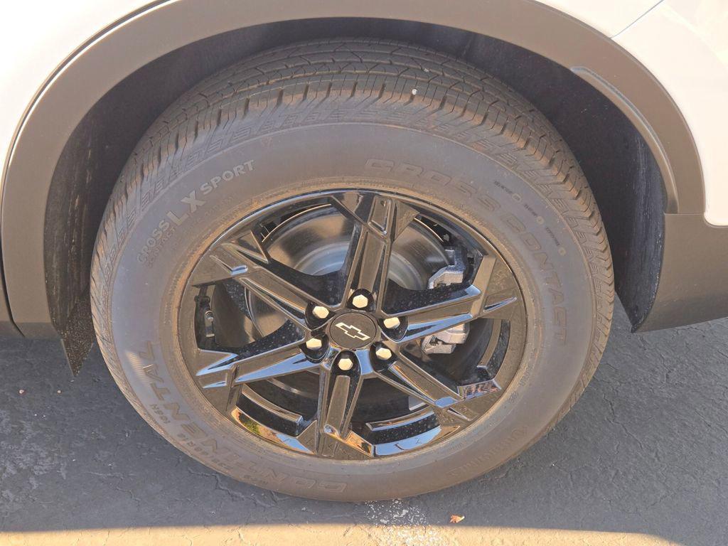 new 2025 Chevrolet Blazer car, priced at $34,915