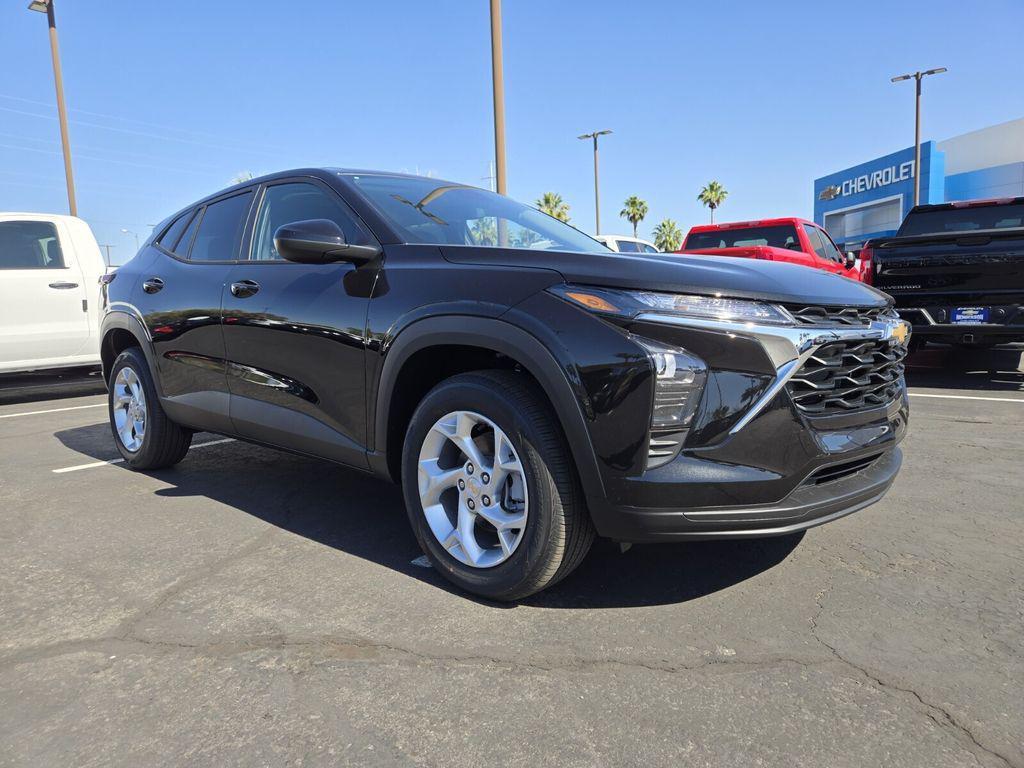 new 2026 Chevrolet Trax car, priced at $25,874