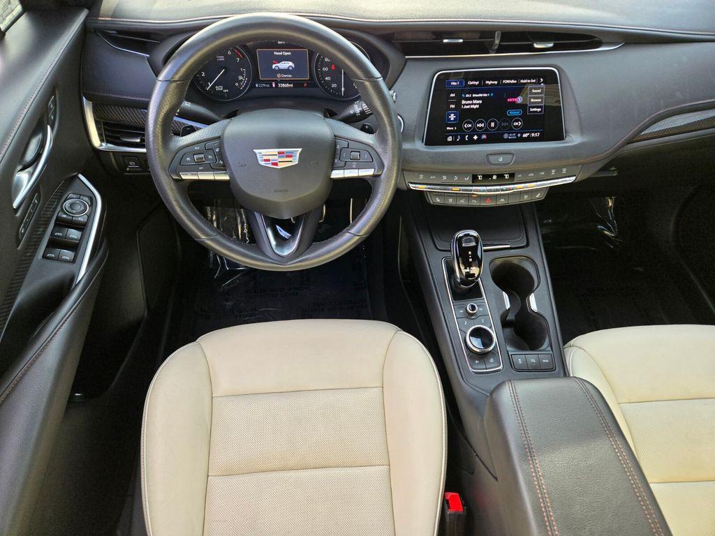 used 2022 Cadillac XT4 car, priced at $27,993