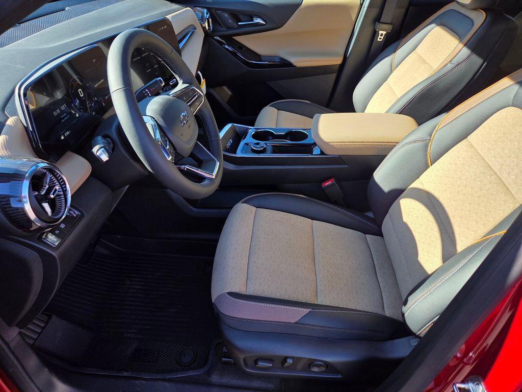 new 2026 Chevrolet Equinox car, priced at $37,260