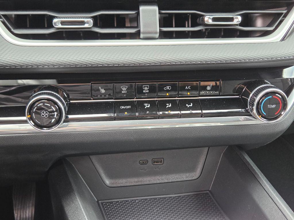 new 2026 Chevrolet Equinox car, priced at $30,890