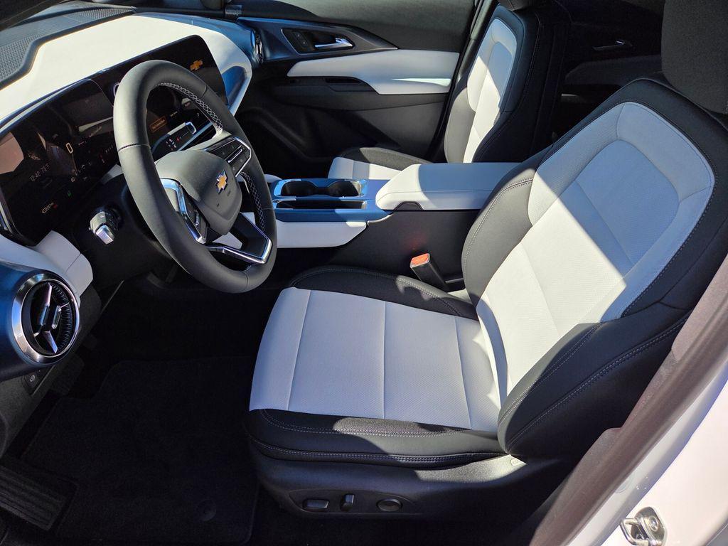 new 2026 Chevrolet Equinox EV car, priced at $45,115