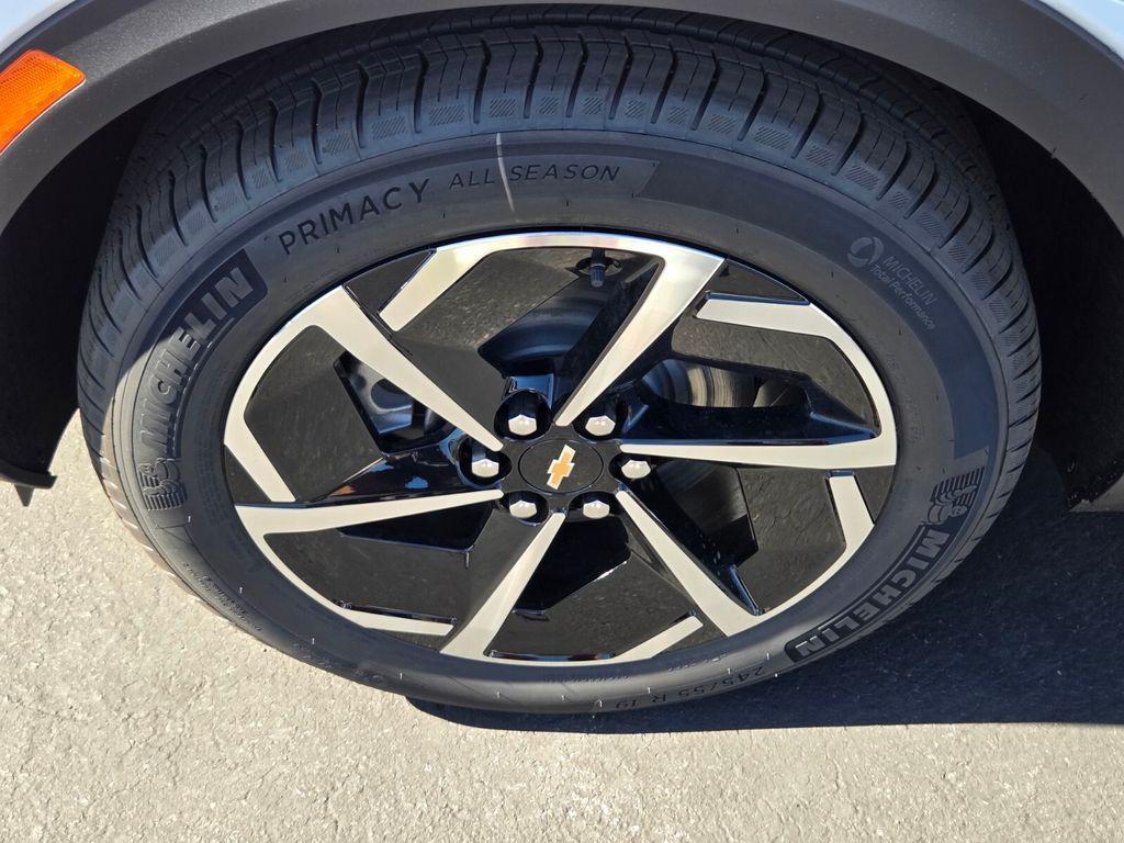 new 2026 Chevrolet Equinox EV car, priced at $45,115