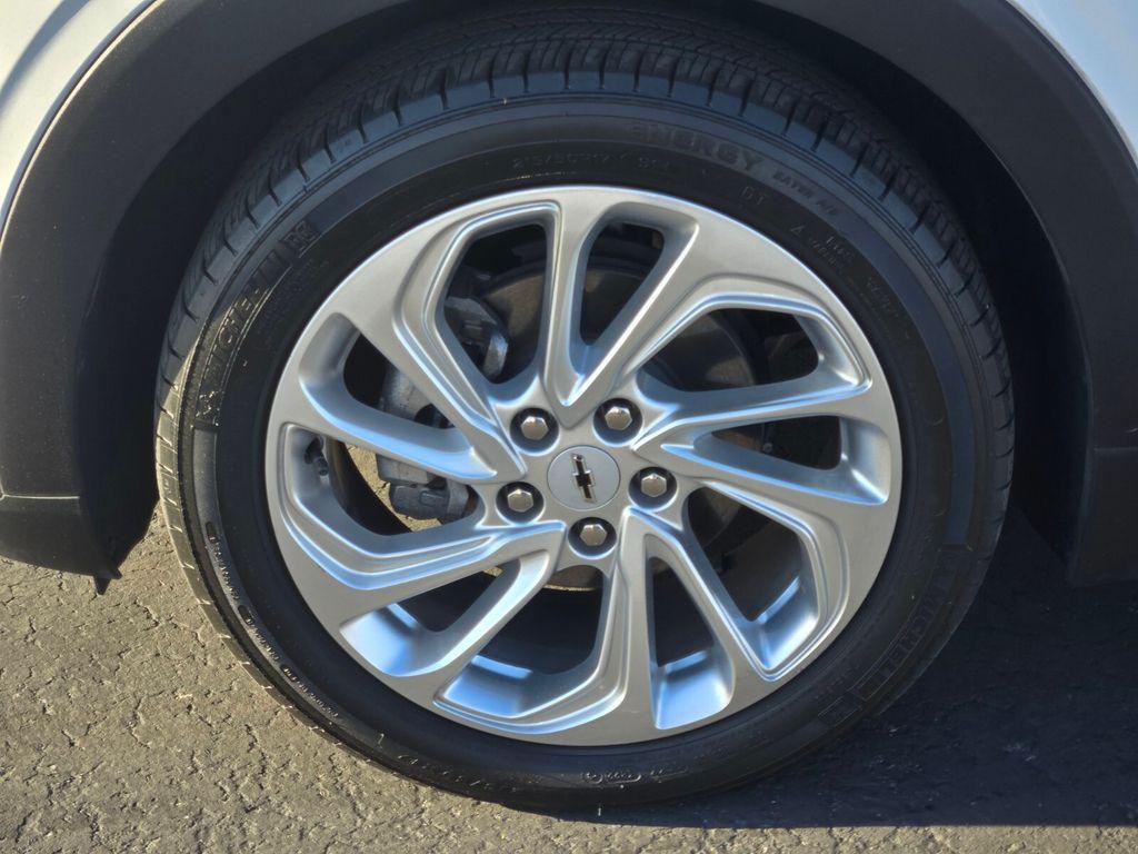 used 2023 Chevrolet Bolt EUV car, priced at $19,991