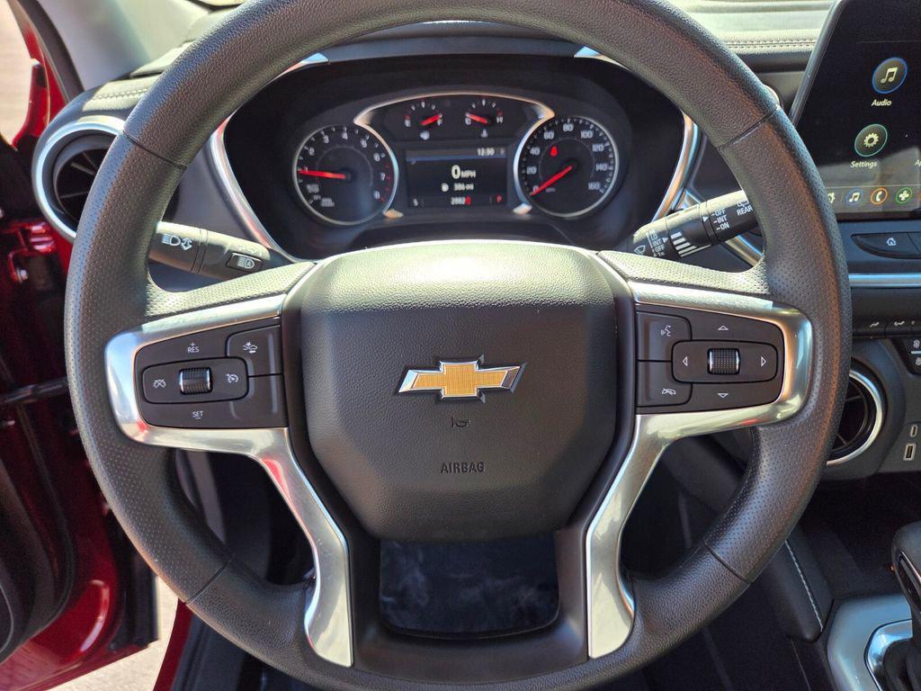 new 2025 Chevrolet Blazer car, priced at $35,675