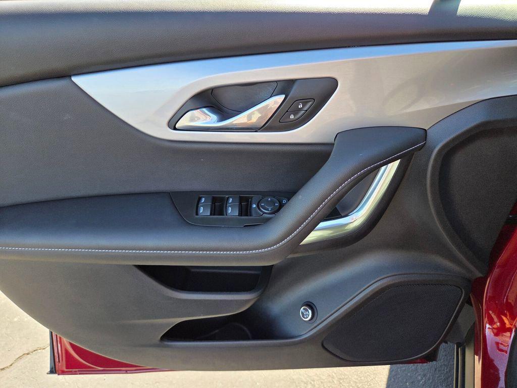 new 2025 Chevrolet Blazer car, priced at $35,675