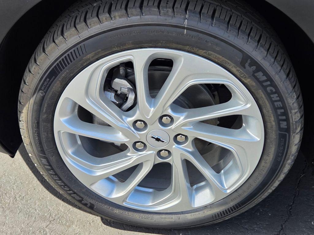 new 2027 Chevrolet Bolt car, priced at $31,985