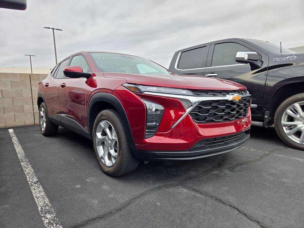 used 2024 Chevrolet Trax car, priced at $20,991