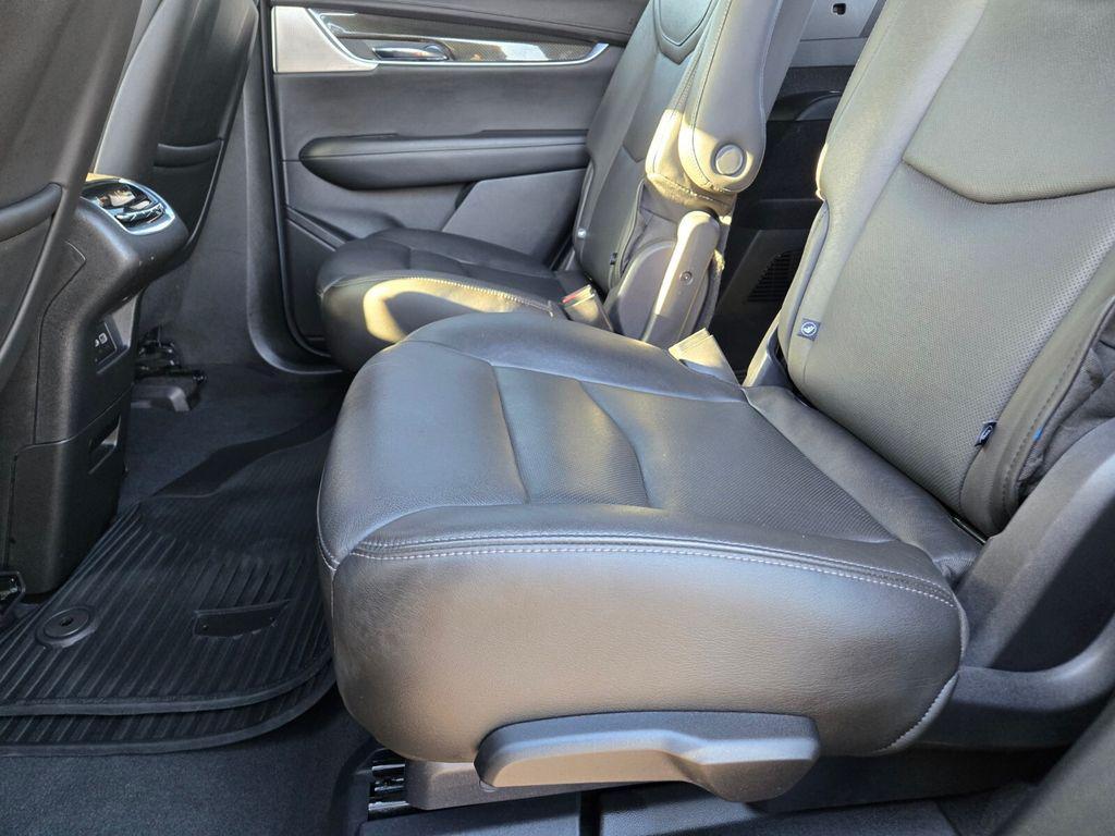 used 2020 Cadillac XT6 car, priced at $31,775