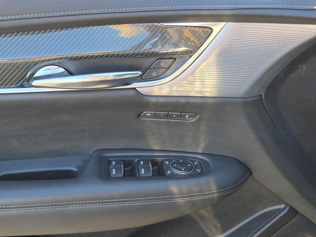 used 2020 Cadillac XT6 car, priced at $31,775