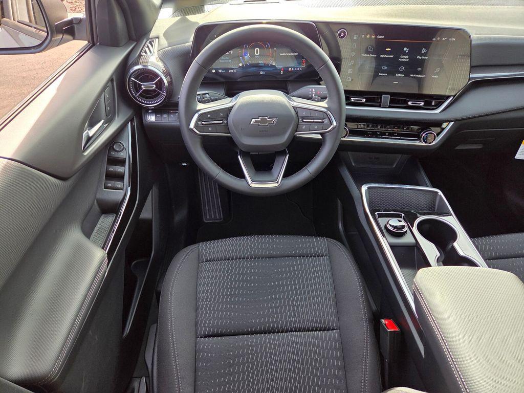 new 2026 Chevrolet Equinox car, priced at $35,130