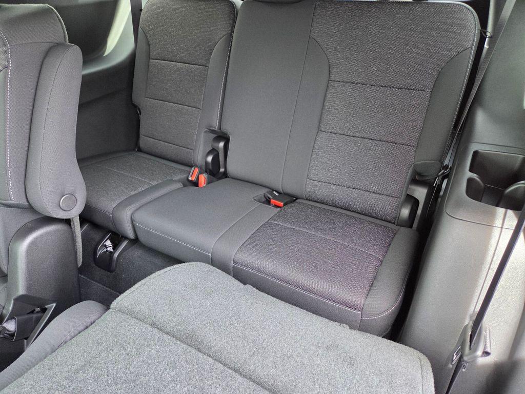 new 2026 Chevrolet Traverse car, priced at $44,265