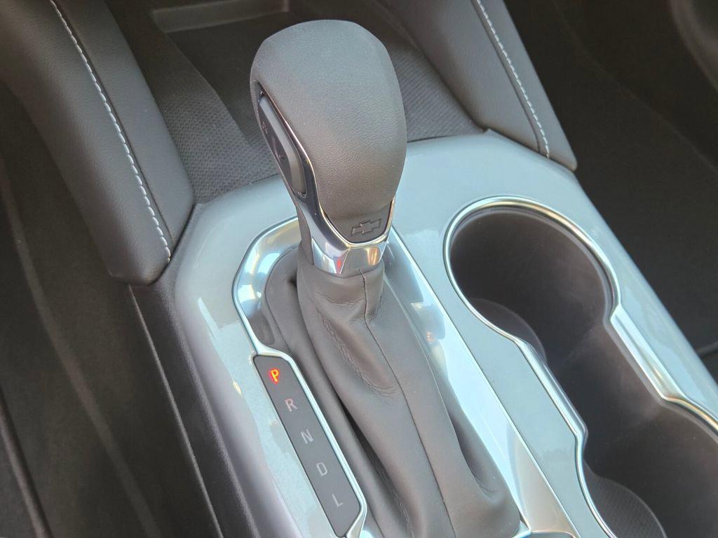 new 2025 Chevrolet Blazer car, priced at $34,915