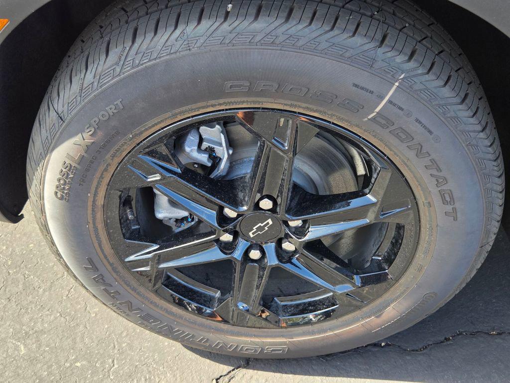 new 2025 Chevrolet Blazer car, priced at $34,915