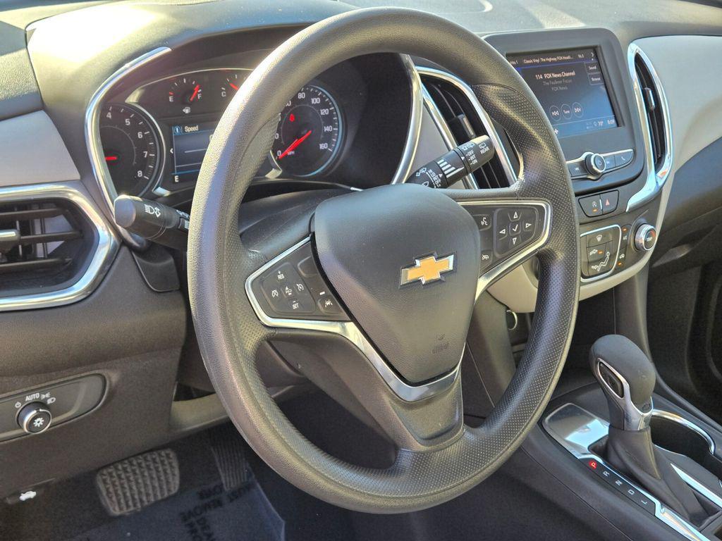 used 2024 Chevrolet Equinox car, priced at $22,991