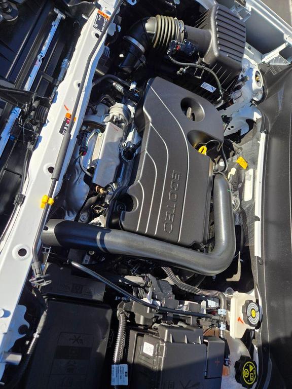 used 2024 Chevrolet Equinox car, priced at $22,991