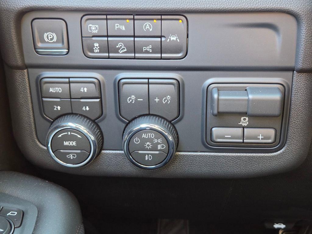 new 2026 Chevrolet Suburban car, priced at $99,332