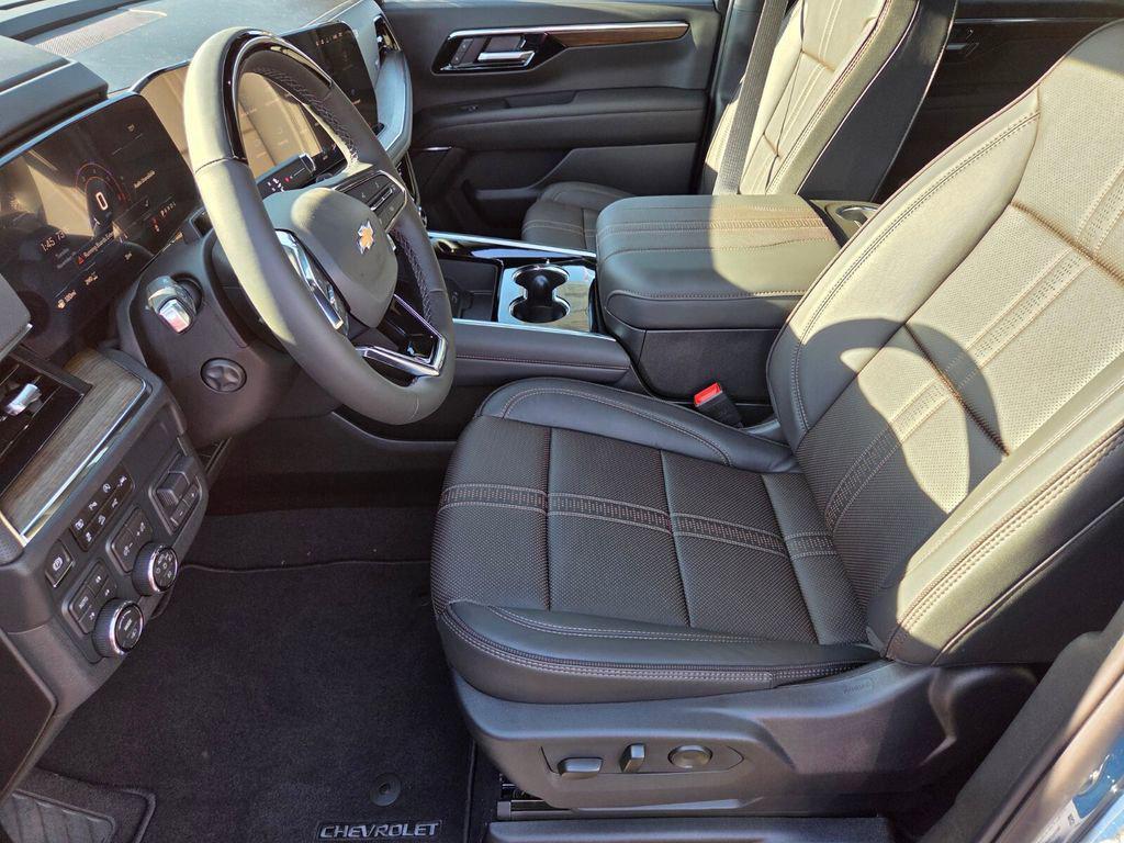 new 2026 Chevrolet Suburban car, priced at $99,332