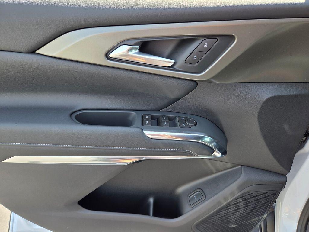 new 2026 Chevrolet Traverse car, priced at $45,959