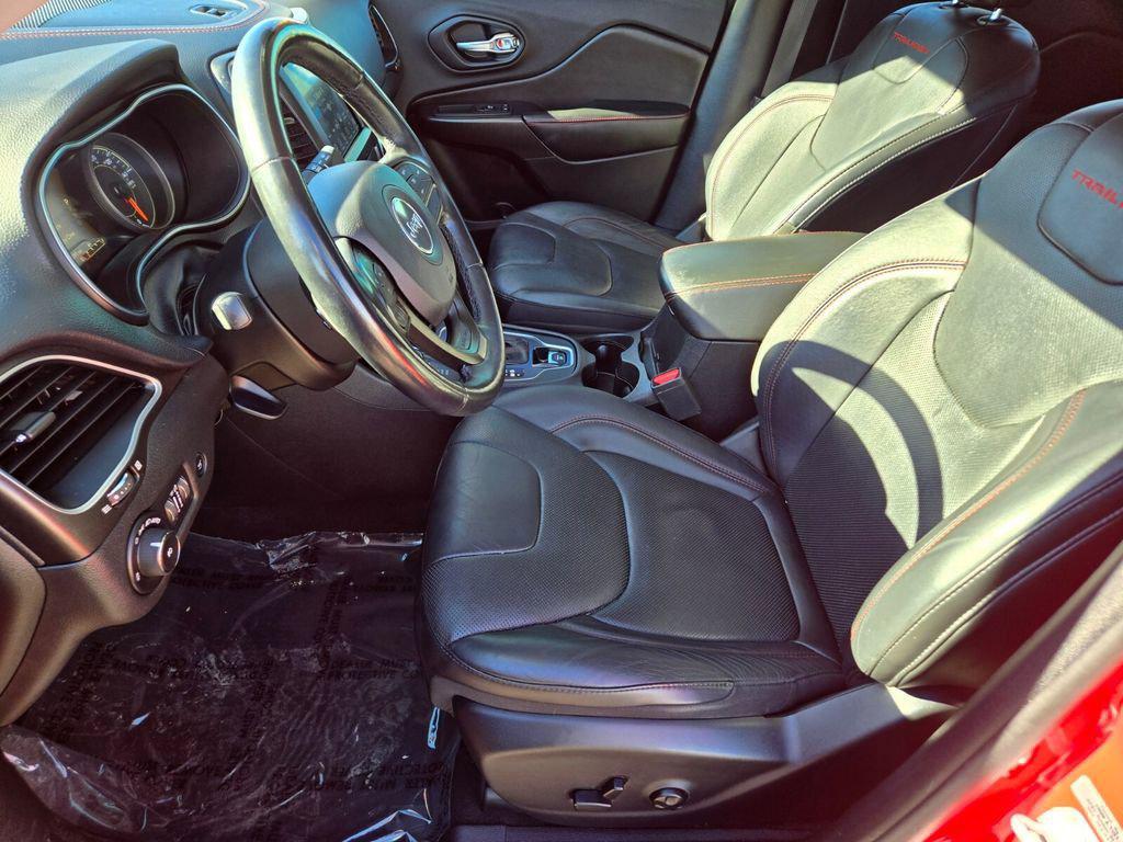 used 2019 Jeep Cherokee car, priced at $18,686