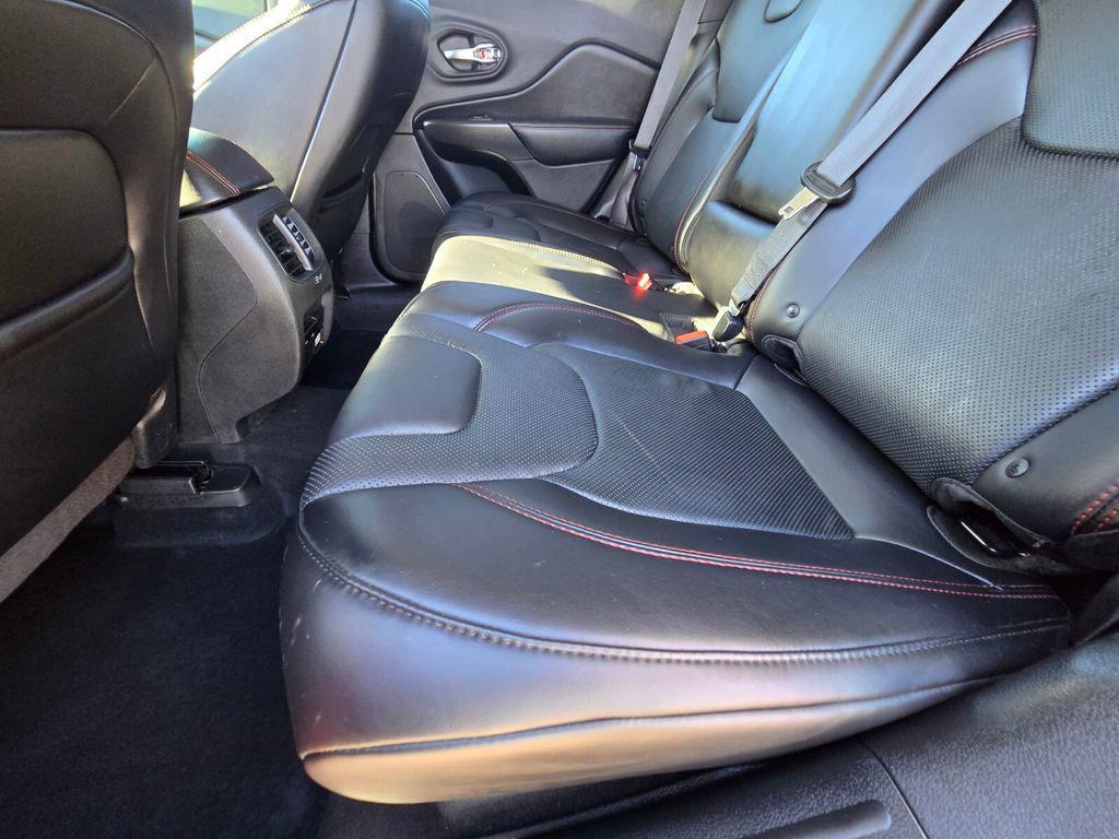 used 2019 Jeep Cherokee car, priced at $18,686