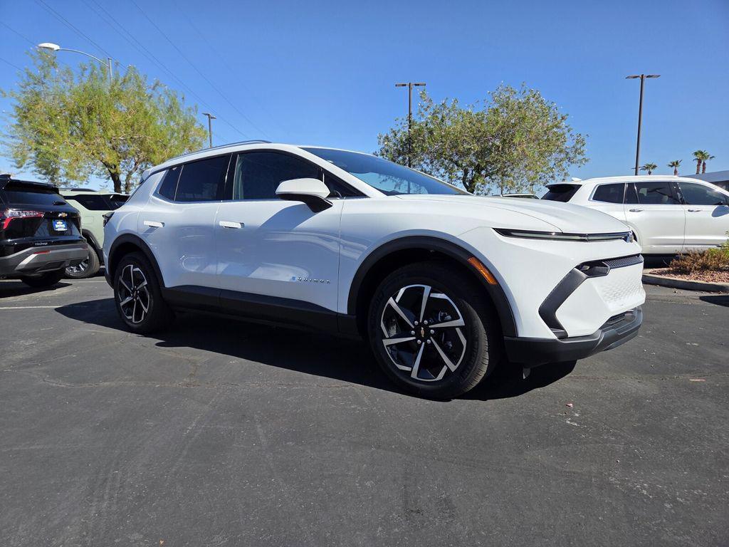 new 2026 Chevrolet Equinox EV car, priced at $43,615