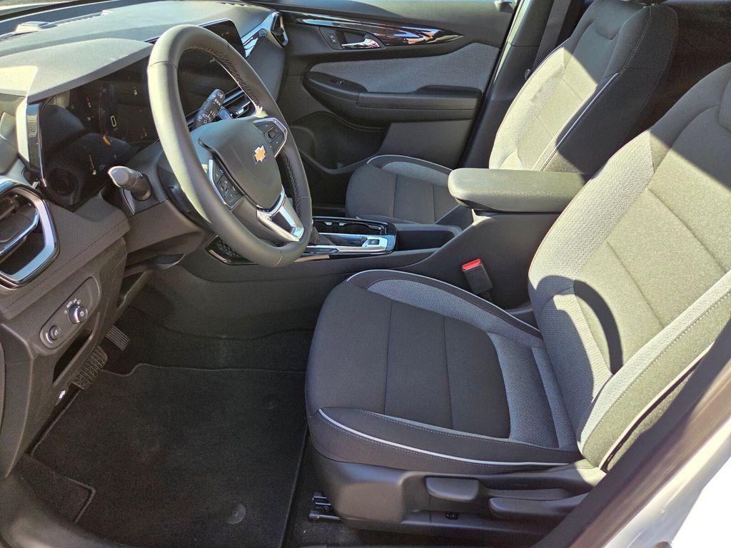 new 2026 Chevrolet TrailBlazer car, priced at $28,095