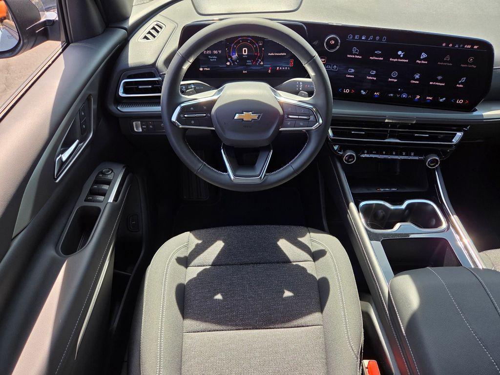 new 2026 Chevrolet Traverse car, priced at $44,964