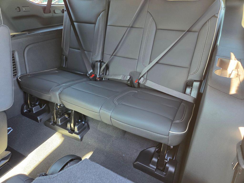 new 2026 Chevrolet Suburban car, priced at $93,170