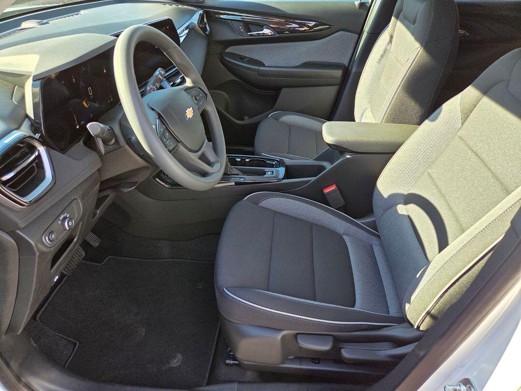 new 2026 Chevrolet TrailBlazer car, priced at $27,375