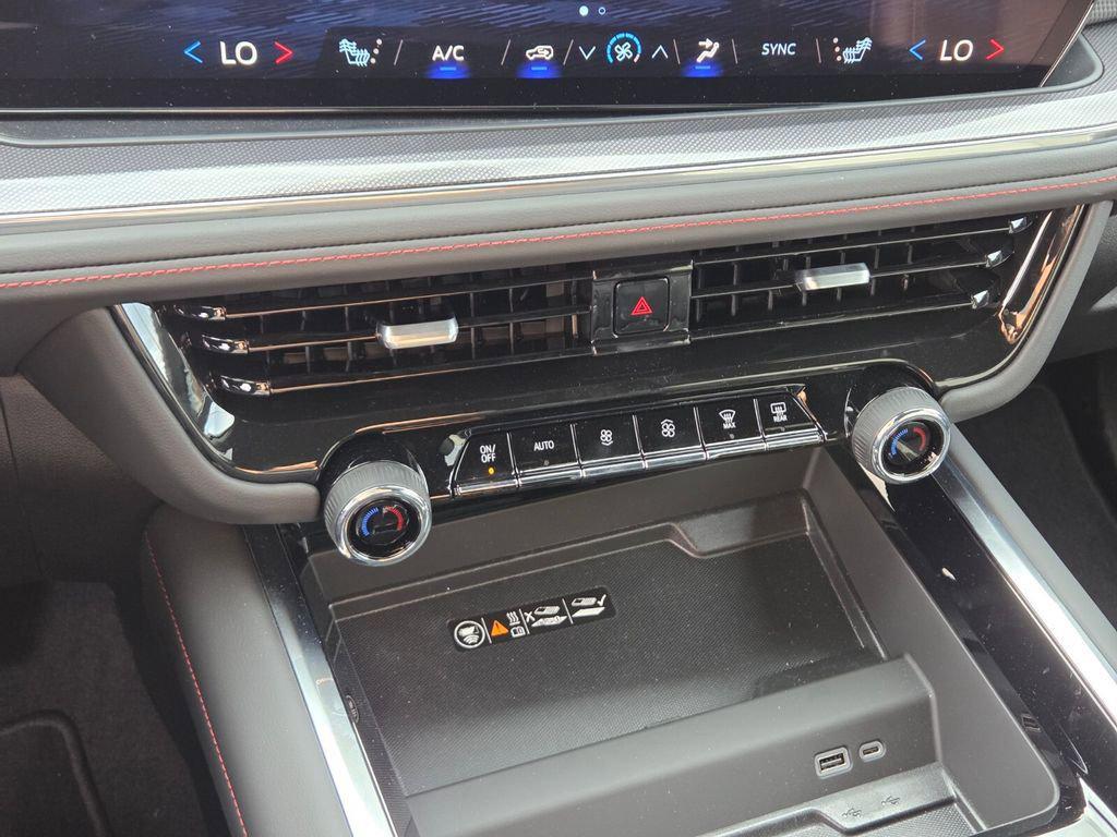 new 2025 Chevrolet Suburban car, priced at $89,741