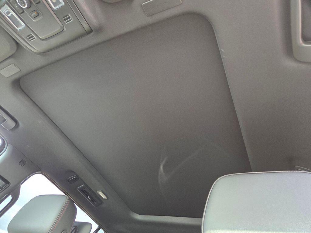 new 2025 Chevrolet Suburban car, priced at $89,741