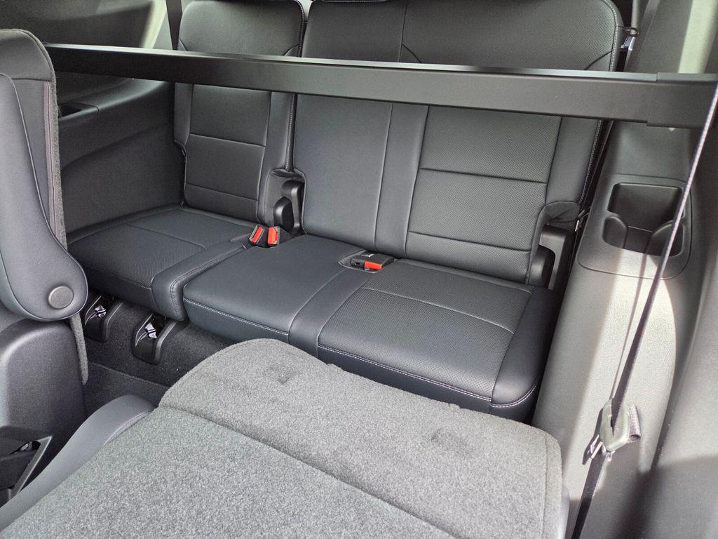 new 2026 Chevrolet Traverse car, priced at $48,644