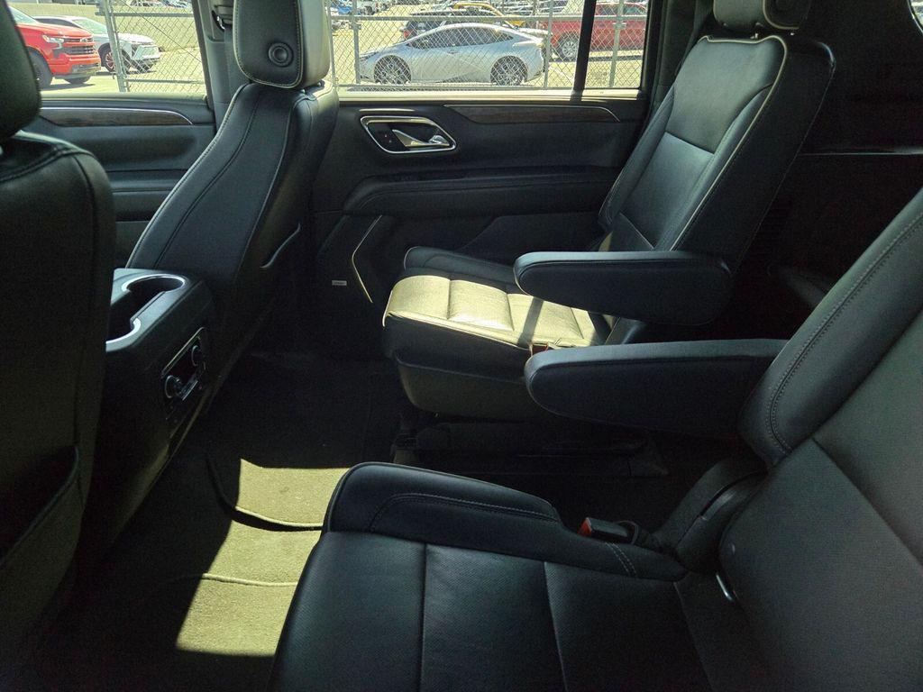 used 2021 Chevrolet Suburban car, priced at $39,991