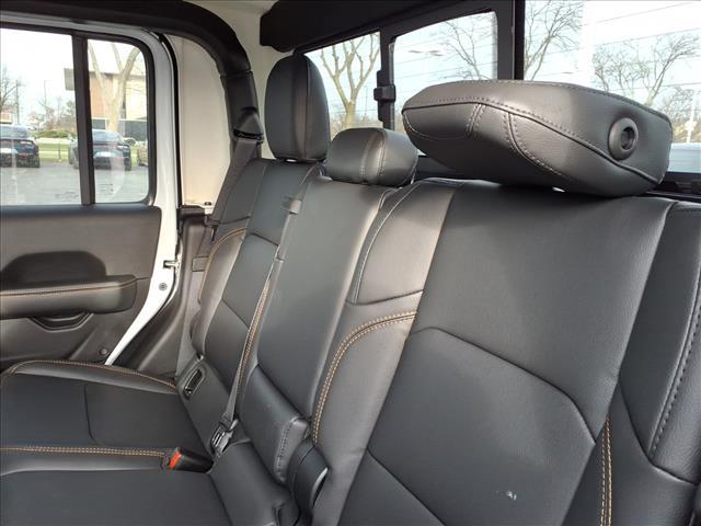 new 2026 Jeep Gladiator car, priced at $51,310
