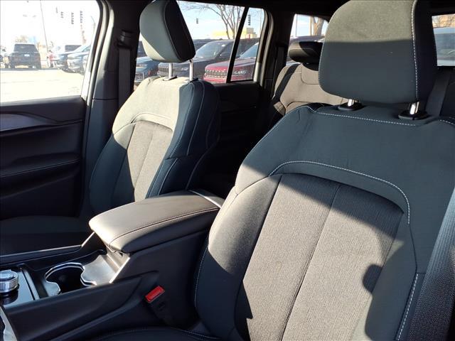 new 2026 Jeep Grand Cherokee car, priced at $38,769