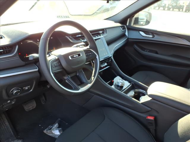 new 2026 Jeep Grand Cherokee car, priced at $38,769