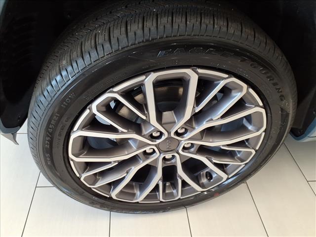 new 2026 Jeep Grand Cherokee car, priced at $53,832