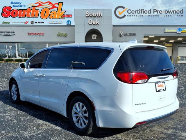 used 2019 Chrysler Pacifica car, priced at $15,881
