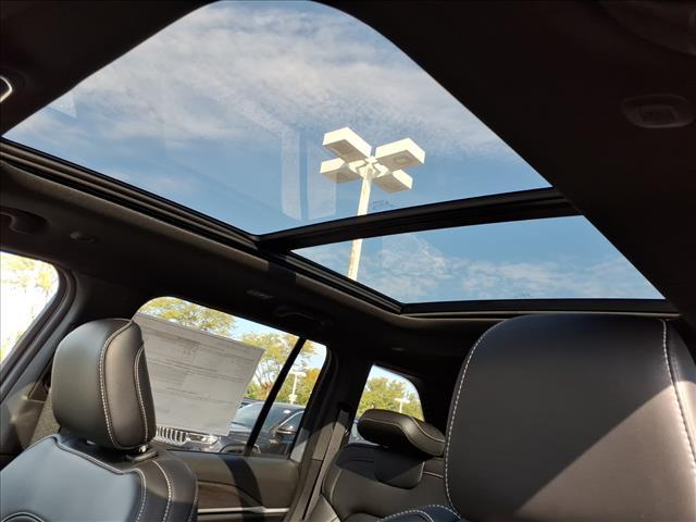 new 2025 Jeep Grand Cherokee car, priced at $44,680