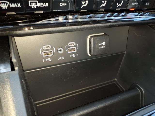 new 2025 Jeep Grand Cherokee car, priced at $44,680