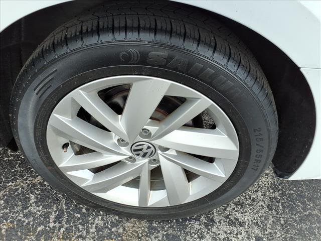 used 2018 Volkswagen Passat car, priced at $10,981