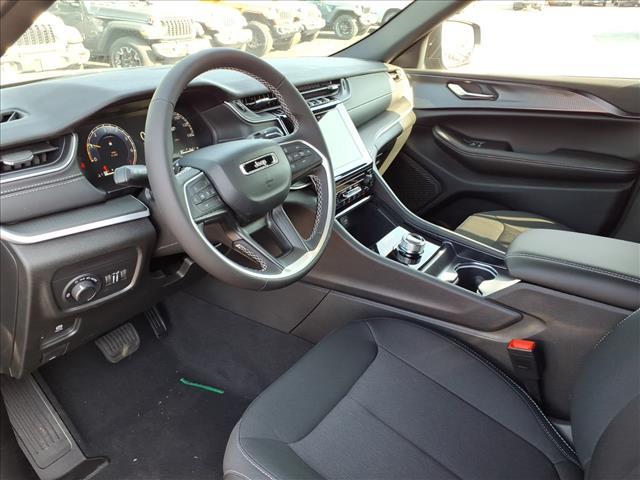 new 2026 Jeep Grand Cherokee car, priced at $37,419