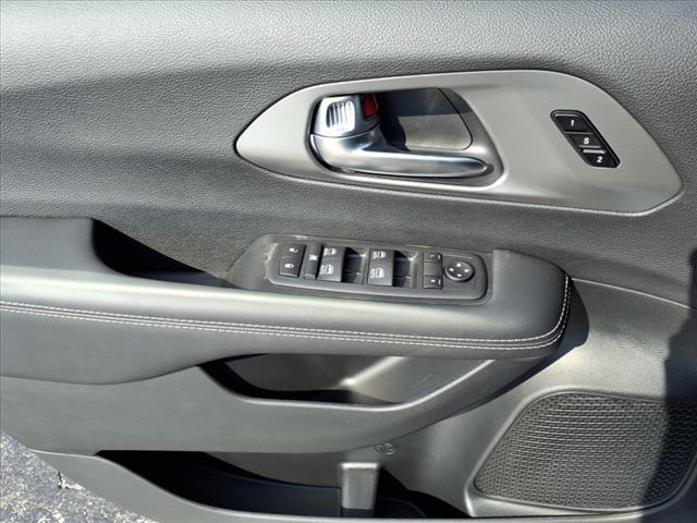 new 2026 Chrysler Pacifica car, priced at $40,014