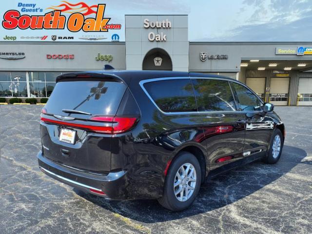 new 2026 Chrysler Pacifica car, priced at $40,640